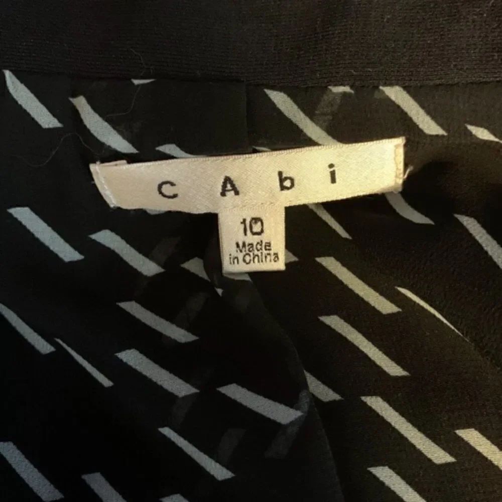 Cabi Women’s Black Blazer size 10 - Picture 2 of 5